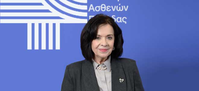 Μέμη Τσεκουρά