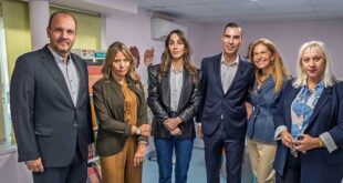 Παράδοση 24 νέων βιβλιοθηκών στους χώρους αναμονής του Γ.Ν. Παίδων «Η Αγία Σοφία»