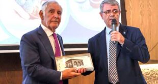 Η Ελληνική Διαβητολογική Εταιρεία τιμά τον Διονύση Φιλιώτη της Φαρμασέρβ-Λίλλυ